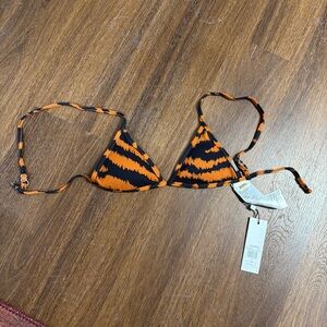 Billabong x it’s now cool - tigress Orange and Black tiger striped Bikini Top 10
